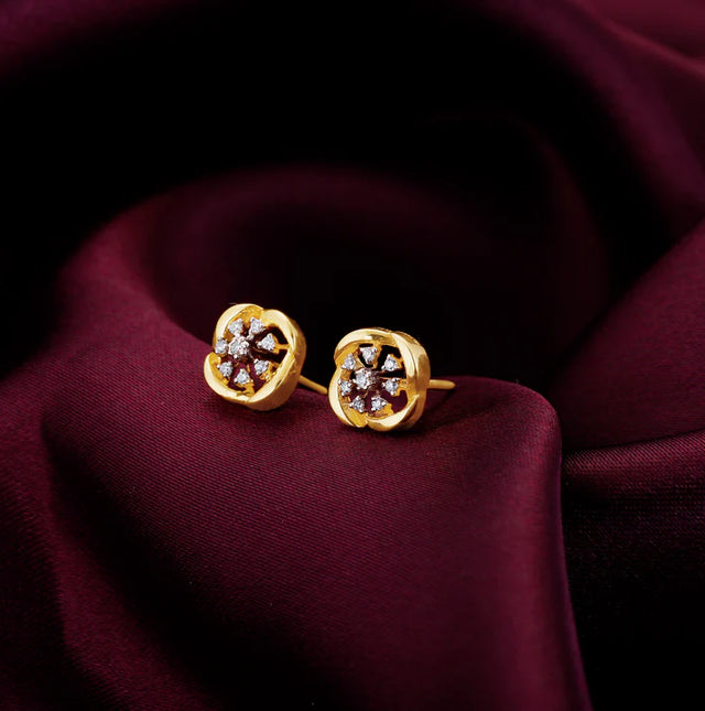 Gold Beauty In Nature Diamond Earrings