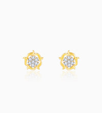 Gold Wavy Flower Diamond Earring