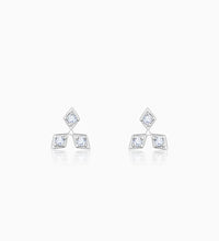 Gold Dignified Aura Diamond Earrings