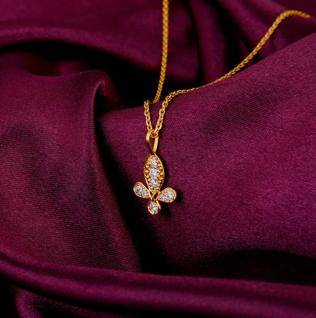 Gold Flawless Flower Diamond Pendant