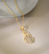 Gold Poire Diamond Pendant