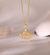 Gold Dream Radiance Diamond Pendant