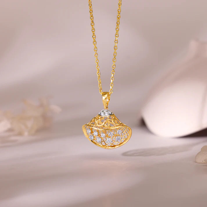 gold dream radiance diamond pendant