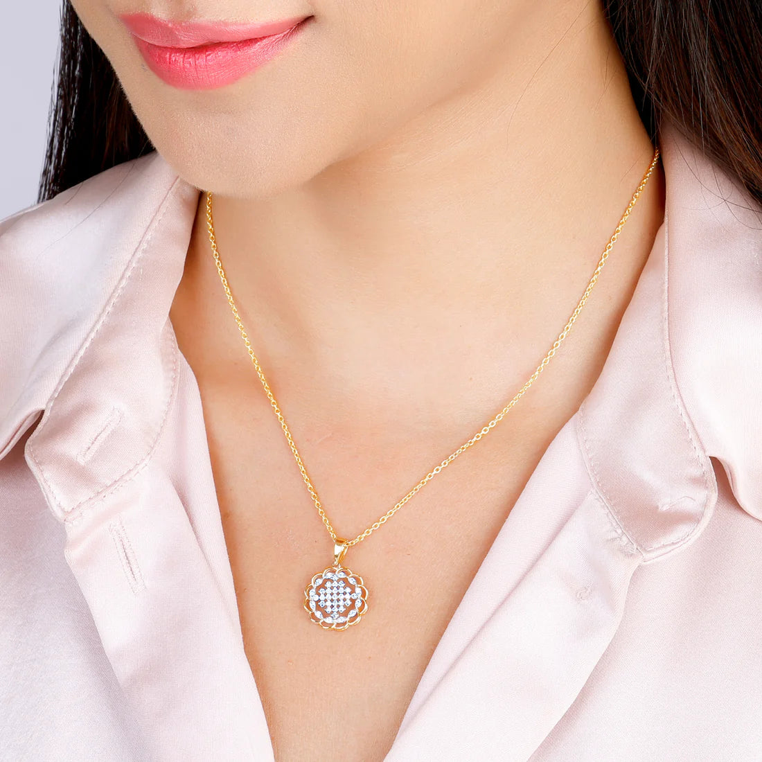 gold simple rendezvous diamond pendant