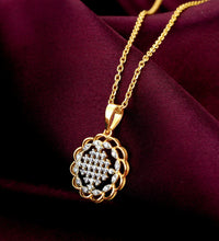 Gold Simple Rendezvous Diamond Pendant