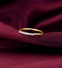 Gold Sparkling Diamond Ring