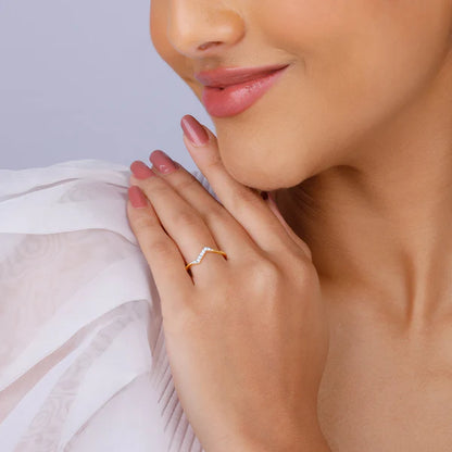 Gold Angled Waves Diamond Ring