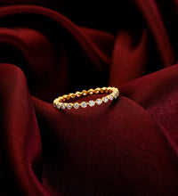 Gold Classic Band Diamond Ring