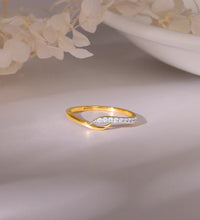 Gold Divine Grace Diamond Ring