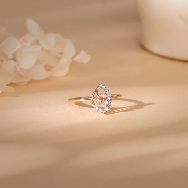 rose gold petal dream diamond ring