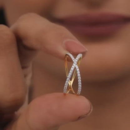 Gold Entwined Journeys Diamond Ring