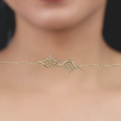 Gold Charming Twist Diamond Bracelet